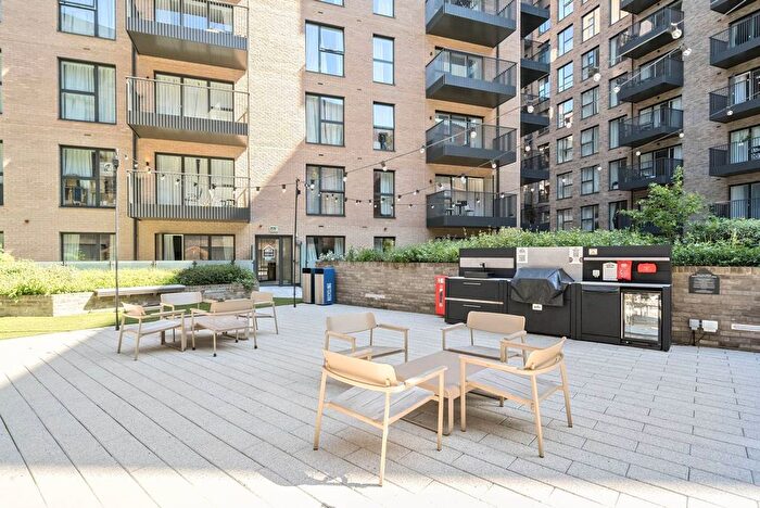 1 Bedroom Flat To Rent In Uncle Colindale, Colindale, London, NW9