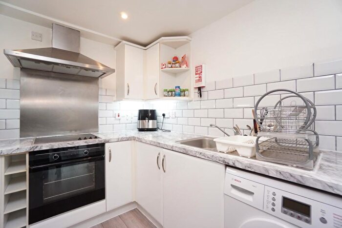 2 Bedroom Flat To Rent In West Point, West Street, Sheffield, S1