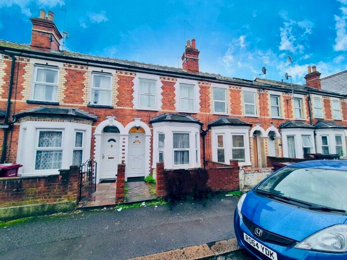 4 Bedroom Terraced House To Rent In Grange Avenue, Reading, RG6
