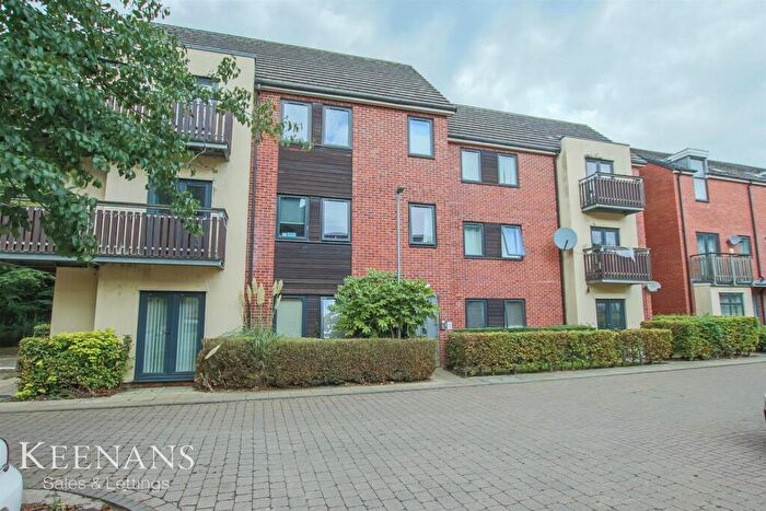 2 Bedroom Apartment For Sale In Mere Drive, Swinton, Manchester, M27