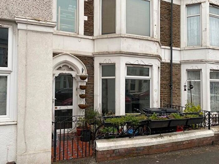 2 Bedroom Flat To Rent In Monthermer Road, Cardiff, CF24