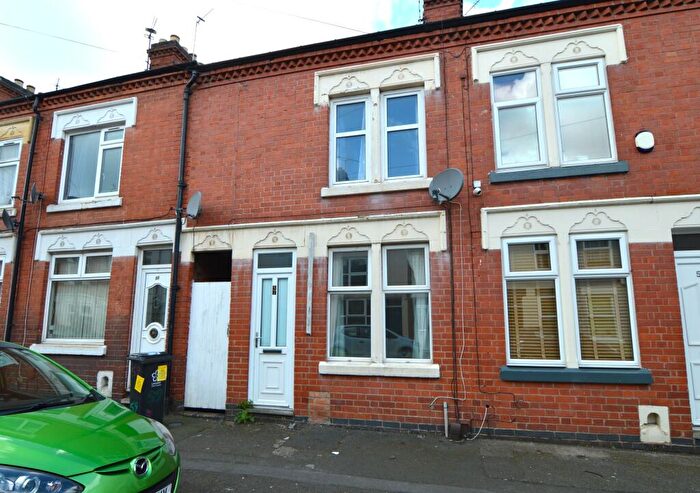 3 Bedroom Terraced House For Sale In Ridley Street, Leicester, LE3
