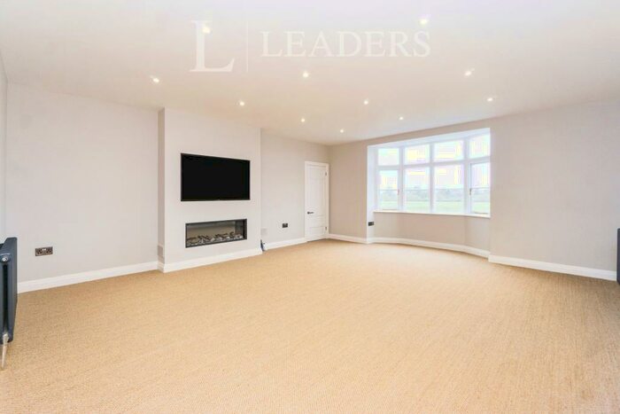 2 Bedroom Apartment To Rent In Greyfriars House, Chester, CH1