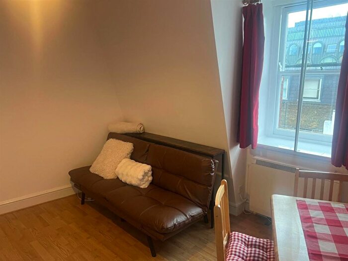 1 Bedroom Flat To Rent In Old Compton Street, London, W1D