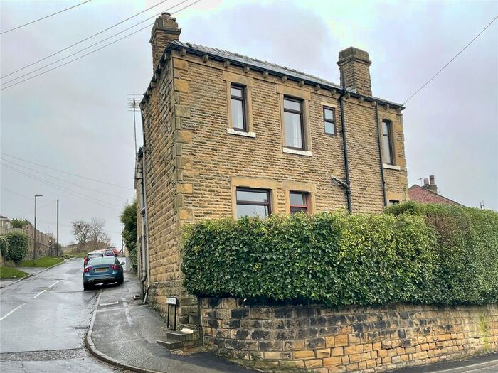 1 Bedroom End Of Terrace House To Rent In Commonside, Batley, WF17