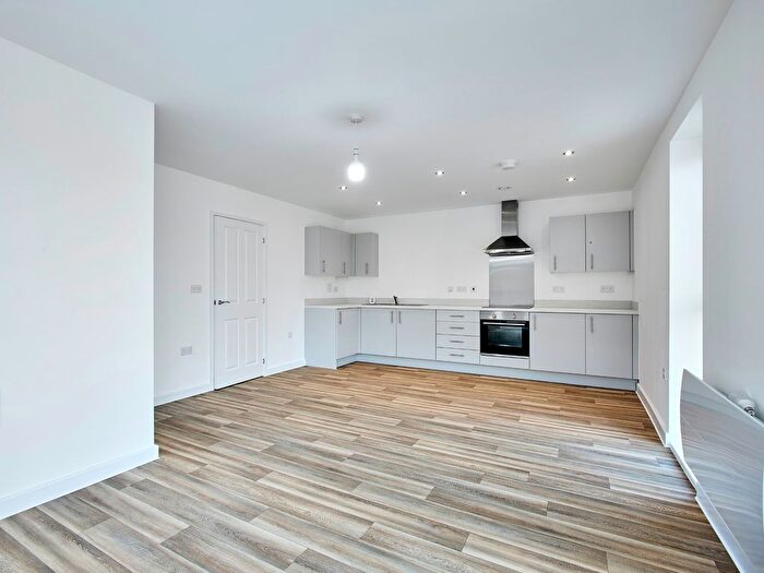 1 Bedroom Flat For Sale In Montem Lane, Slough, SL1