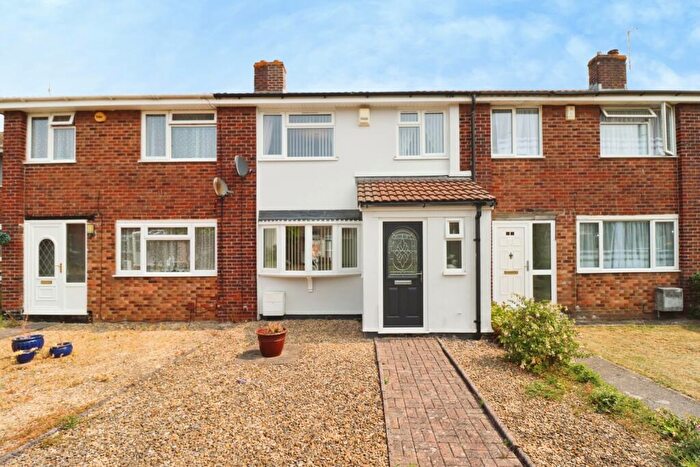 3 Bedroom Terraced House For Sale In Falcon Drive, Patchway, Bristol, Gloucestershire, BS34