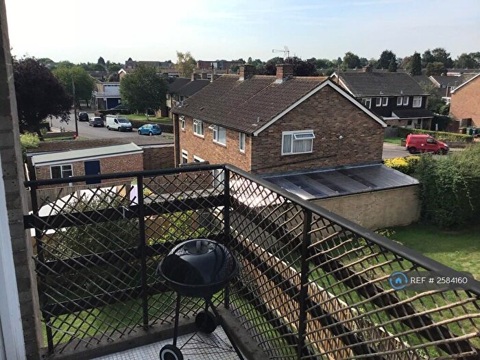 2 Bedroom Flat To Rent In Park Close, Oxford, OX2