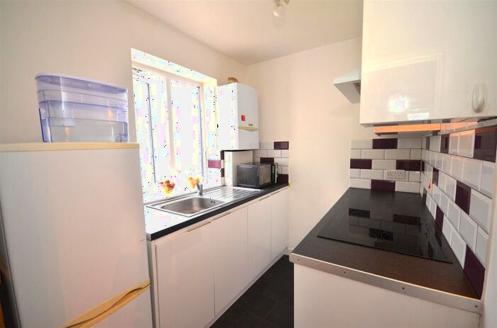 2 Bedroom Maisonette To Rent In Bedford Close, Muswell Hill, London, N10