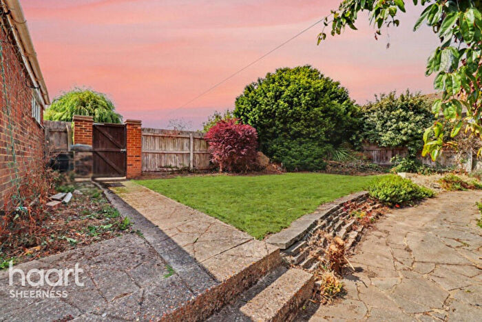4 Bedroom Detached Bungalow For Sale In Howard Close, Sheerness, ME12
