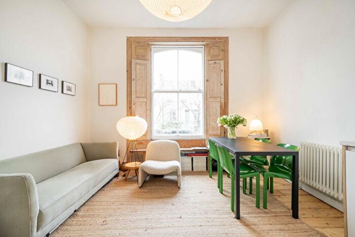 1 Bedroom Flat For Sale In Cecilia Road, Hackney, E8