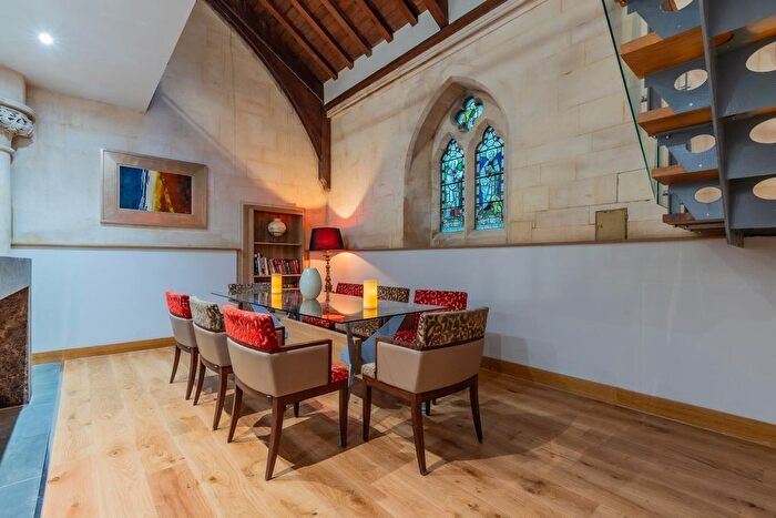 2 Bedroom Flat For Sale In St James Church, Glossop Road, Cardiff, CF24
