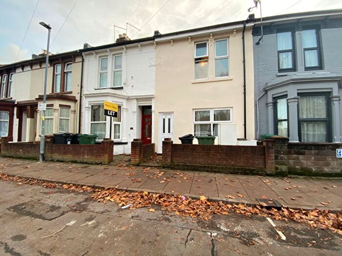 4 Bedroom Terraced House To Rent In Bradford Road, Southsea, PO5