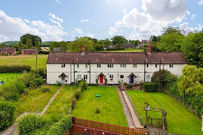 3 Bedroom Terraced House For Sale In Knotting Road, Melchbourne, Bedford, MK44