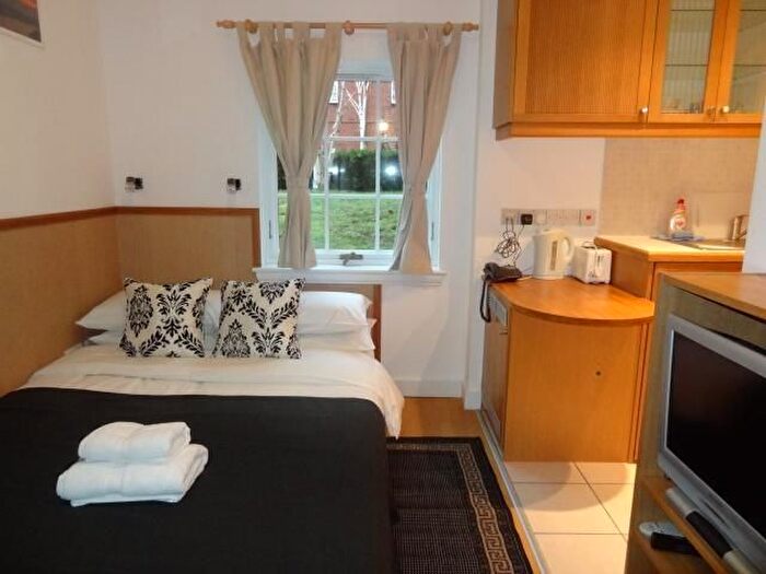 Studio To Rent In Fulham Road, London, SW3