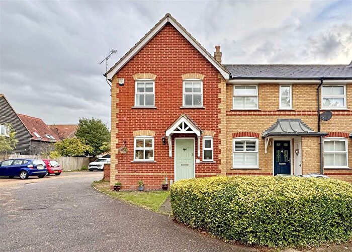 3 Bedroom End Terrace House For Sale In Keeble Way, Braintree, Essex, CM7