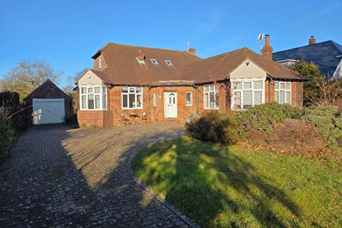 5 Bedroom Detached House For Sale In Uplands Road, Denmead, PO7