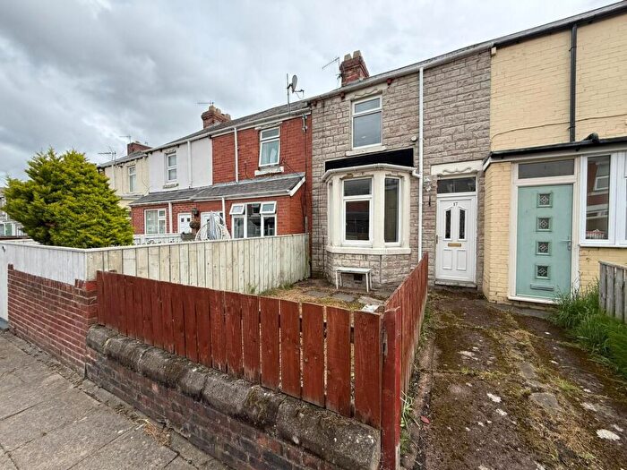 2 Bedroom Terraced House To Rent In Fowler Gardens, Gateshead, NE11