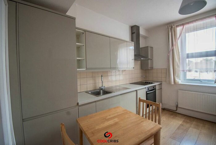 Studio To Rent In Holloway Road, Islington, London, N7