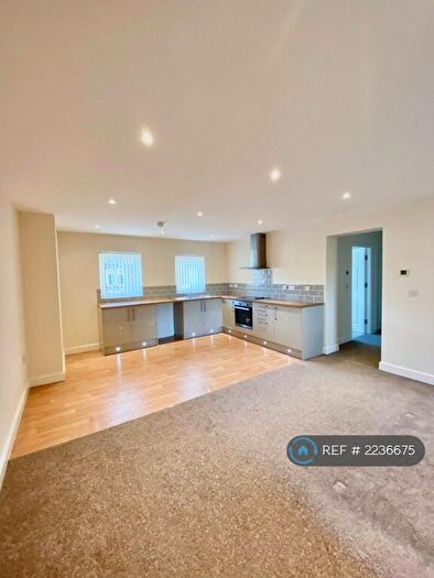 2 Bedroom Flat To Rent In Canklow Road, Rotherham, S60