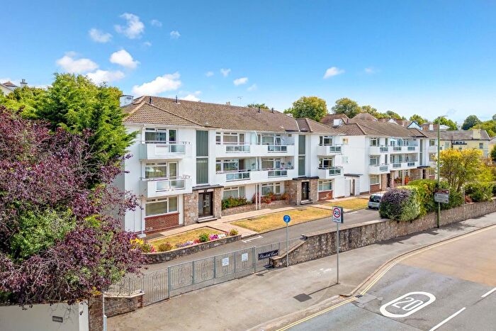 2 Bedroom Flat For Sale In Elizabeth Court, Avenue Road, Torquay, TQ2