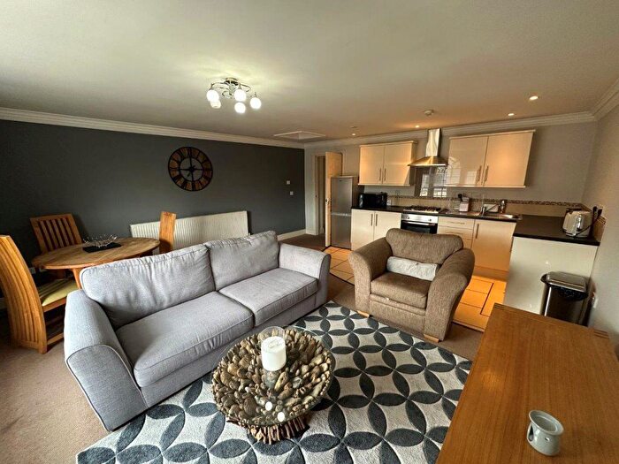 2 Bedroom Flat To Rent In Bridge House, High Street, Yarm, TS15