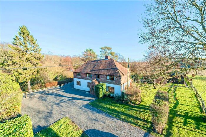 6 Bedroom Detached House For Sale In Wichling, Sittingbourne, ME9