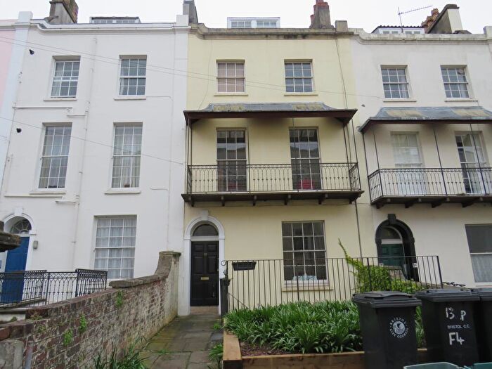1 Bedroom Flat To Rent In Meridian Place, Bristol, BS8