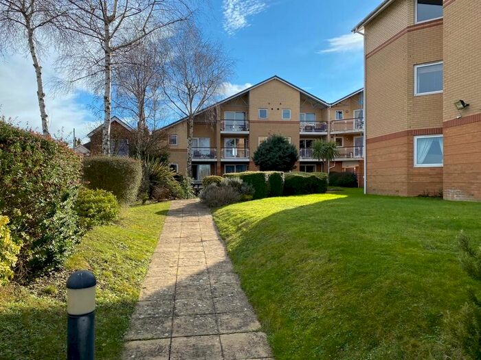 1 Bedroom Flat To Rent In Swan Quay, Vespasian Road, Bitterne Manor, Southampton SO18