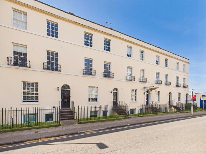 1 Bedroom Apartment For Sale In Brunswick Square, Gloucester, GL1