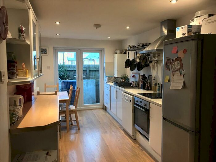 3 Bedroom House To Rent In Garth Road, Bangor, Gwynedd, LL57