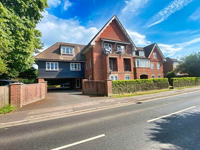 2 Bedroom Apartment To Rent In Moat Road, East Grinstead, RH19