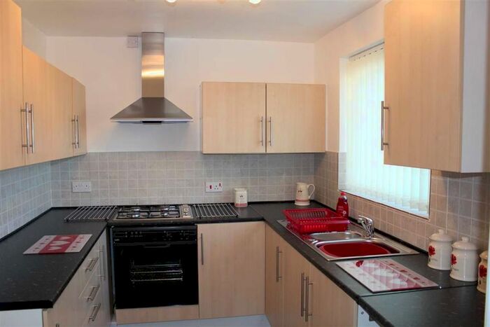 2 Bedroom Flat To Rent In Hawkshead Road, Ribbleton, Preston PR2