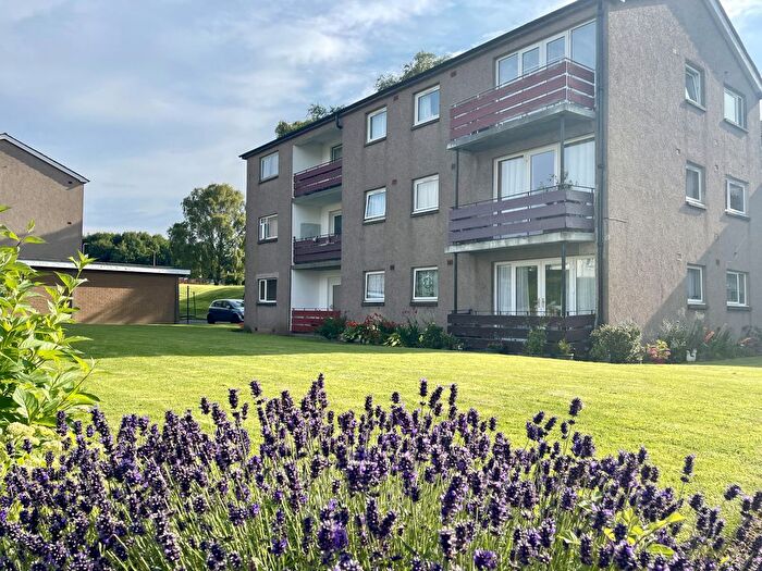 2 Bedroom Flat To Rent In West Craigs Crescent, Turnhouse, Edinburgh, EH12