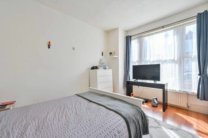 4 Bedroom Property To Rent In Williams Grove, London, Nr, Wood Green, London, N22