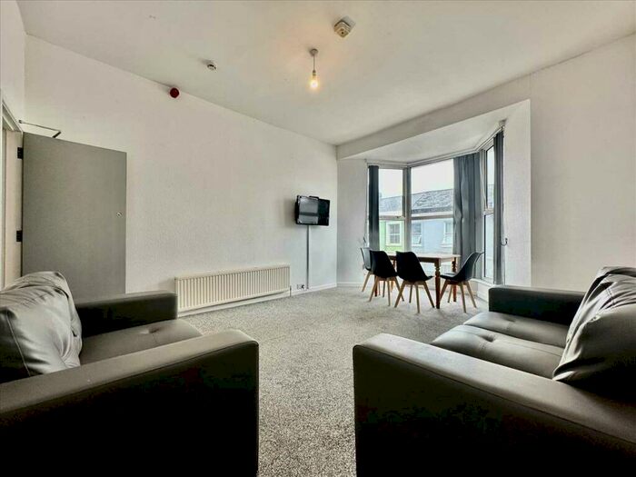 5 Bedroom Maisonette To Rent In Hill Park Crescent, Plymouth, Plymouth, PL4