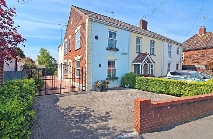 2 Bedroom End Of Terrace House For Sale In Mundesley Road, North Walsham, NR28