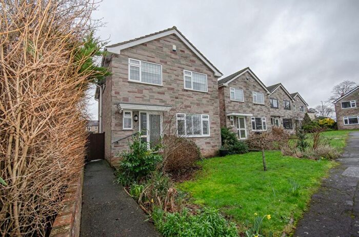 4 Bedroom Detached House For Sale In Cleeve Lodge Close, Downend, Bristol, BS16