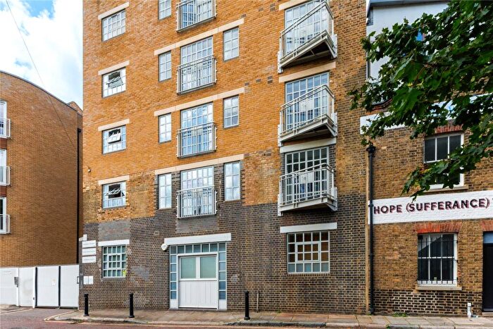 1 Bedroom Flat To Rent In Bombay Court, Bombay Wharf, Rotherhithe, London, SE16
