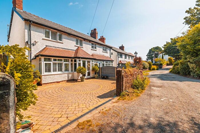 3 Bedroom Semi-Detached House For Sale In Beacon Lane, Heswall, Wirral, CH60