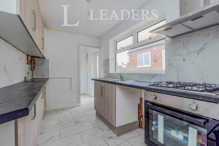 4 Bedroom Terraced House To Rent In Turner Street, Stoke-On-Trent, ST1