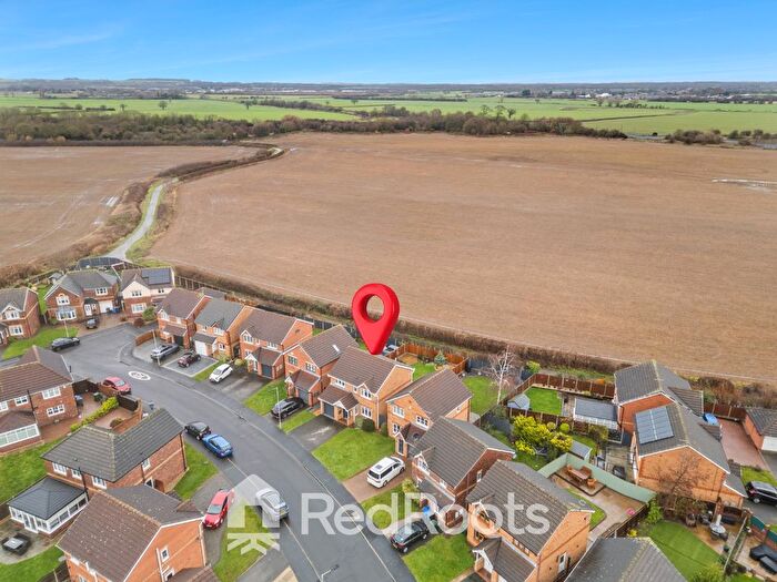 4 Bedroom Detached House For Sale In Radcliffe Lane, Scawthorpe, Doncaster, DN5