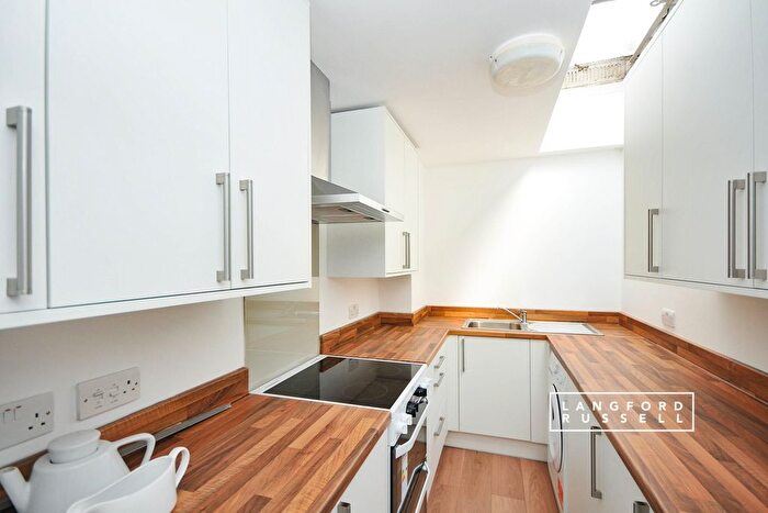 2 Bedroom Maisonette To Rent In Walden Parade, Walden Road, Chislehurst, BR7