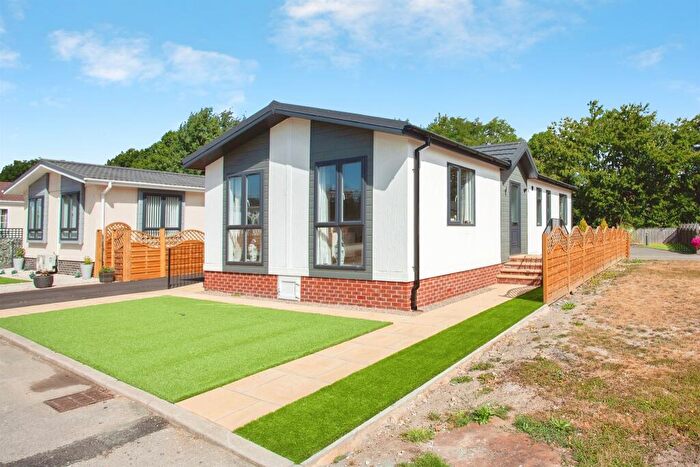 2 Bedroom Park Home For Sale In Station Road, Mexborough, S64