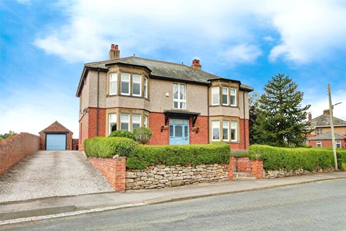4 Bedroom Detached House For Sale In Sleetburn Lane, Langley Moor, Durham, DH7