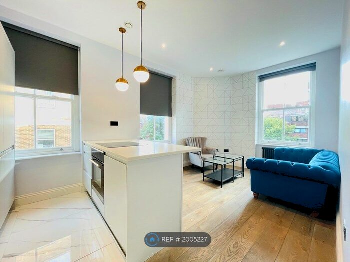 1 Bedroom Flat To Rent In Vauxhall Bridge Road, London, SW1V