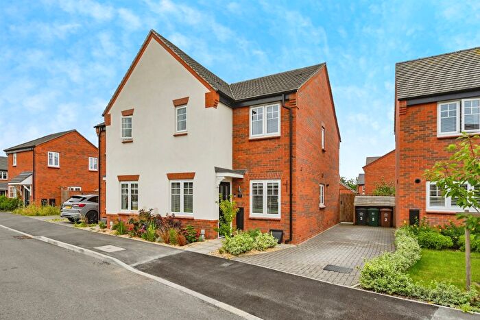 3 Bedroom Semi-Detached House For Sale In Astley Gardens, Hilton, Derby, DE65