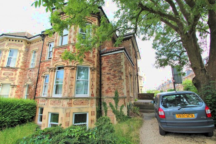 2 Bedroom Flat To Rent In Hampton Road, Redland, BS6