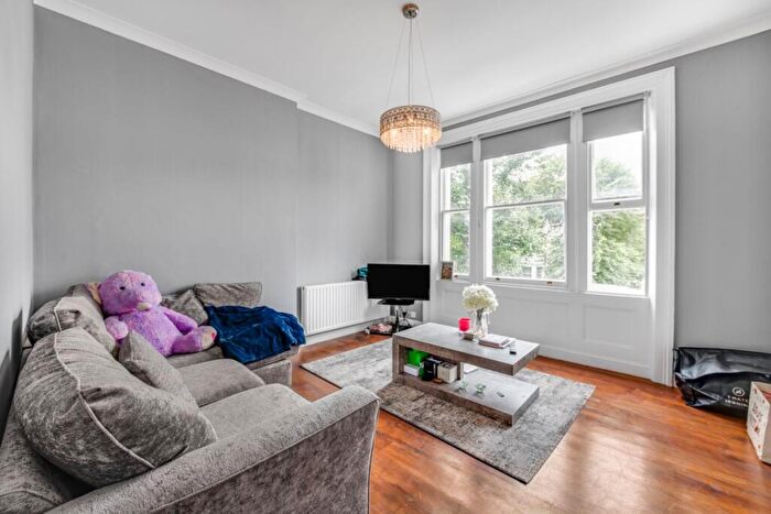 2 Bedroom Flat To Rent In Abbey Road, St Johns Wood, London, NW8