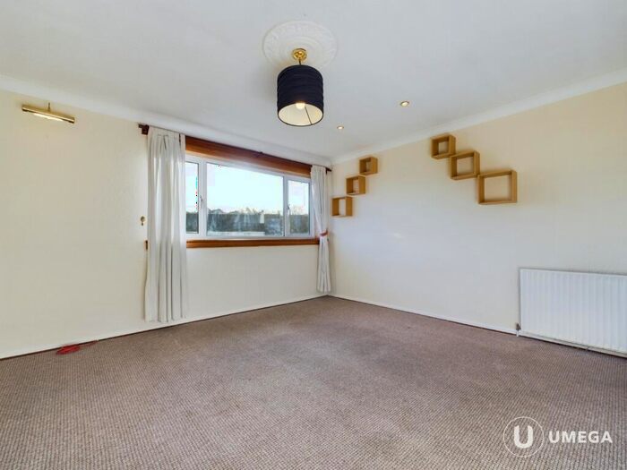 2 Bedroom Flat For Sale In Oxgangs Avenue, Oxgangs, Edinburgh, EH13
